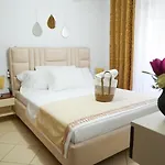 Apartment Shano's